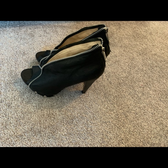 Michael Kors high heels - Picture 4 of 4